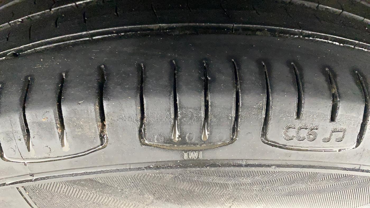 2019 Maruti Celerio ZXI, Petrol, Manual, 70,889 km, Left Rear Tyre Tread