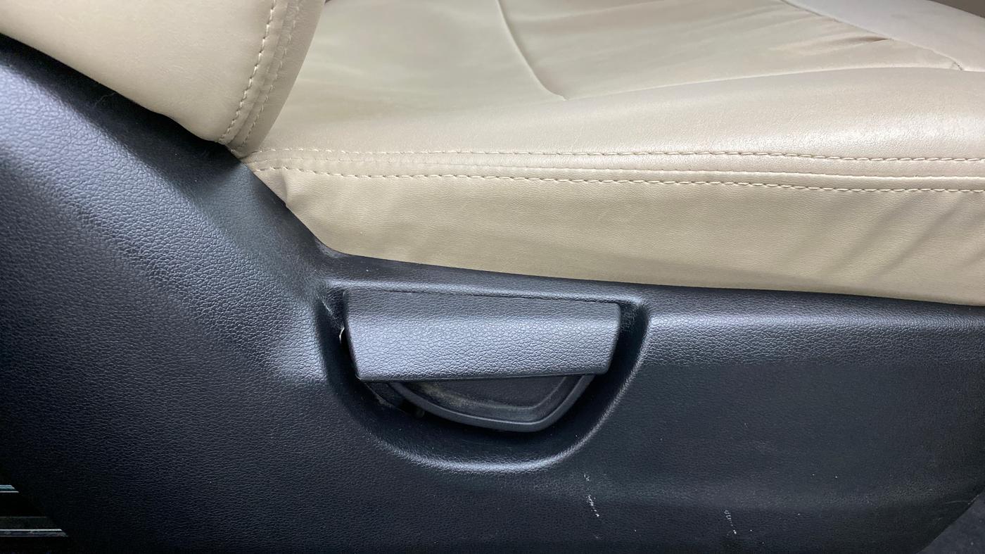 2019 Hyundai NEW SANTRO 1.1 SPORTS AMT, Petrol, Automatic, 12,544 km, Driver Side Adjustment Panel