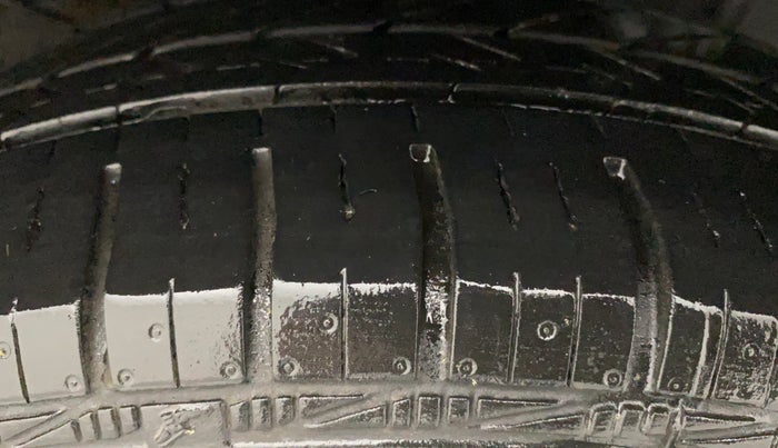 2020 Hyundai NEW SANTRO SPORTZ CNG, CNG, Manual, 93,021 km, Left Rear Tyre Tread