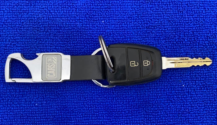 2020 Hyundai NEW SANTRO SPORTZ CNG, CNG, Manual, 93,021 km, Key Close Up