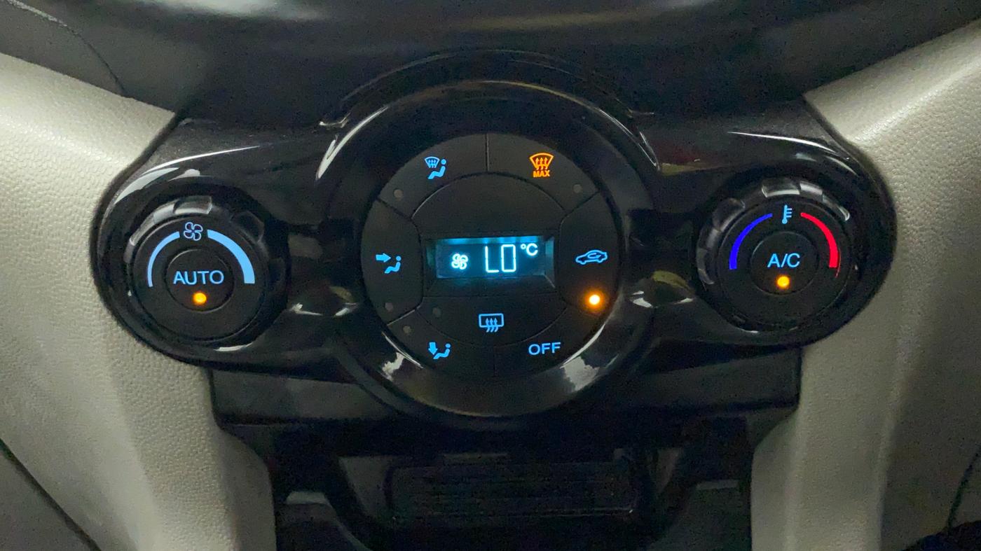 2017 Ford Ecosport TREND+ 1.0L ECOBOOST, Petrol, Manual, 76,676 km, Automatic Climate Control