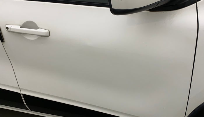 2019 Renault TRIBER RXL MT, Petrol, Manual, 57,406 km, Driver-side door - Slightly dented