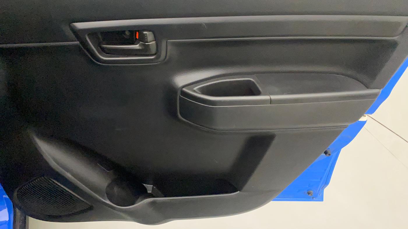 2020 Maruti S PRESSO VXI CNG, CNG, Manual, 37,608 km, Driver Side Door Panels Control
