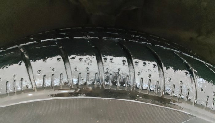 2020 Maruti Celerio ZXI AMT, Petrol, Automatic, 19,572 km, Right Front Tyre Tread