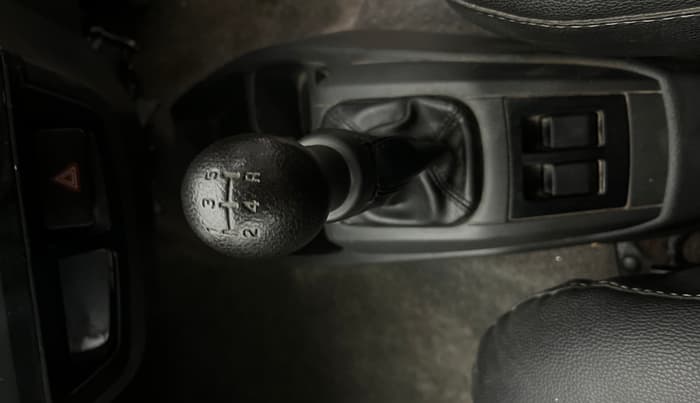 2017 Maruti Alto 800 VXI, Petrol, Manual, 32,343 km, Gear Lever