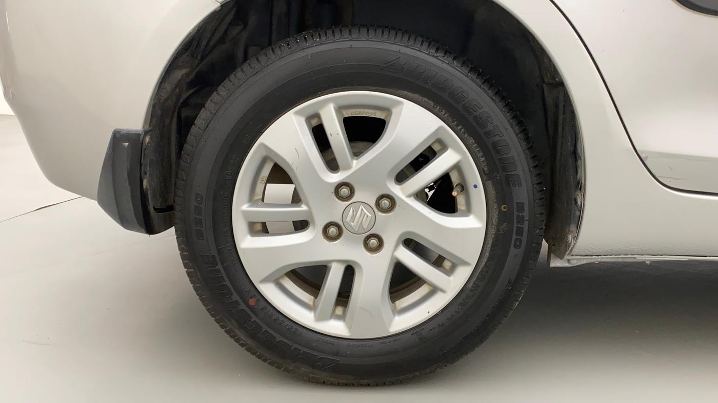 2013 Maruti Swift Dzire ZDI, Diesel, Manual, 55,273 km, Right Rear Wheel