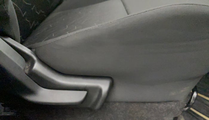 2017 Maruti IGNIS ZETA 1.2, Petrol, Manual, 5,231 km, Driver Side Adjustment Panel