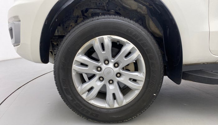 2019 Ford Endeavour 2.2l 4X2 MT Titanium, Diesel, Manual, 95,939 km, Left Front Wheel