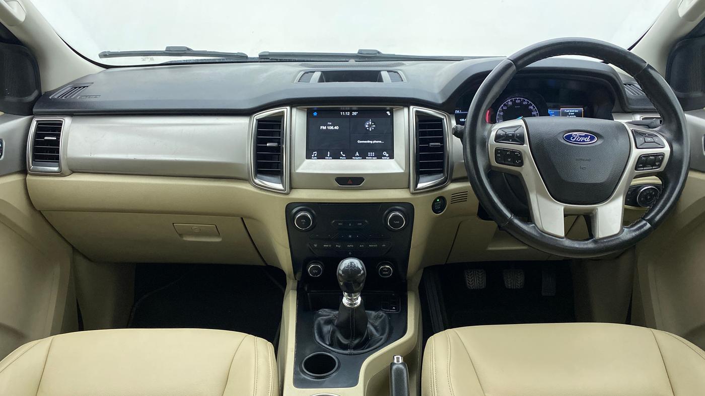 2019 Ford Endeavour 2.2l 4X2 MT Titanium, Diesel, Manual, 95,939 km, Dashboard