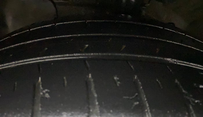 2020 Hyundai Verna SX 1.5 VTVT IVT, Petrol, Automatic, 41,237 km, Left Front Tyre Tread