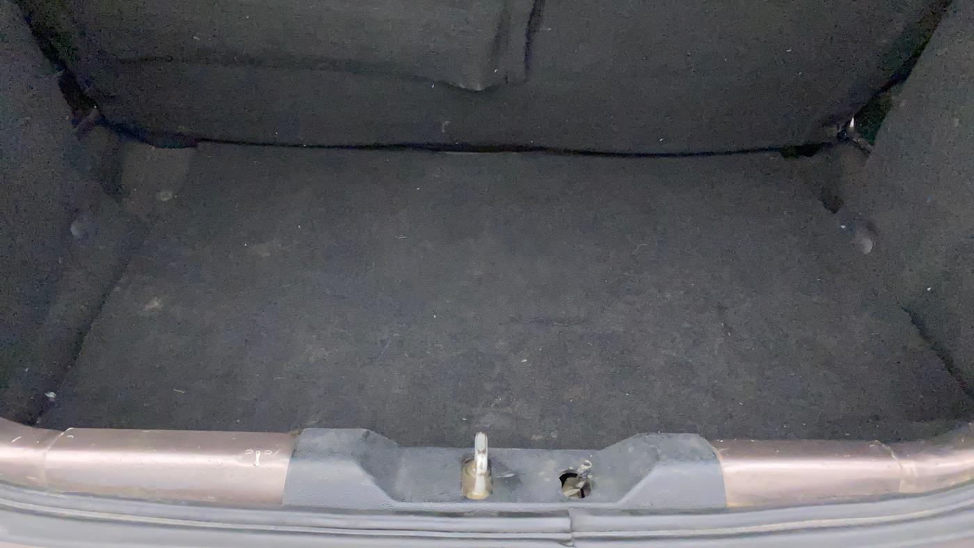 2016 Tata Tiago XZ PETROL, Petrol, Manual, 86,517 km, Boot Inside