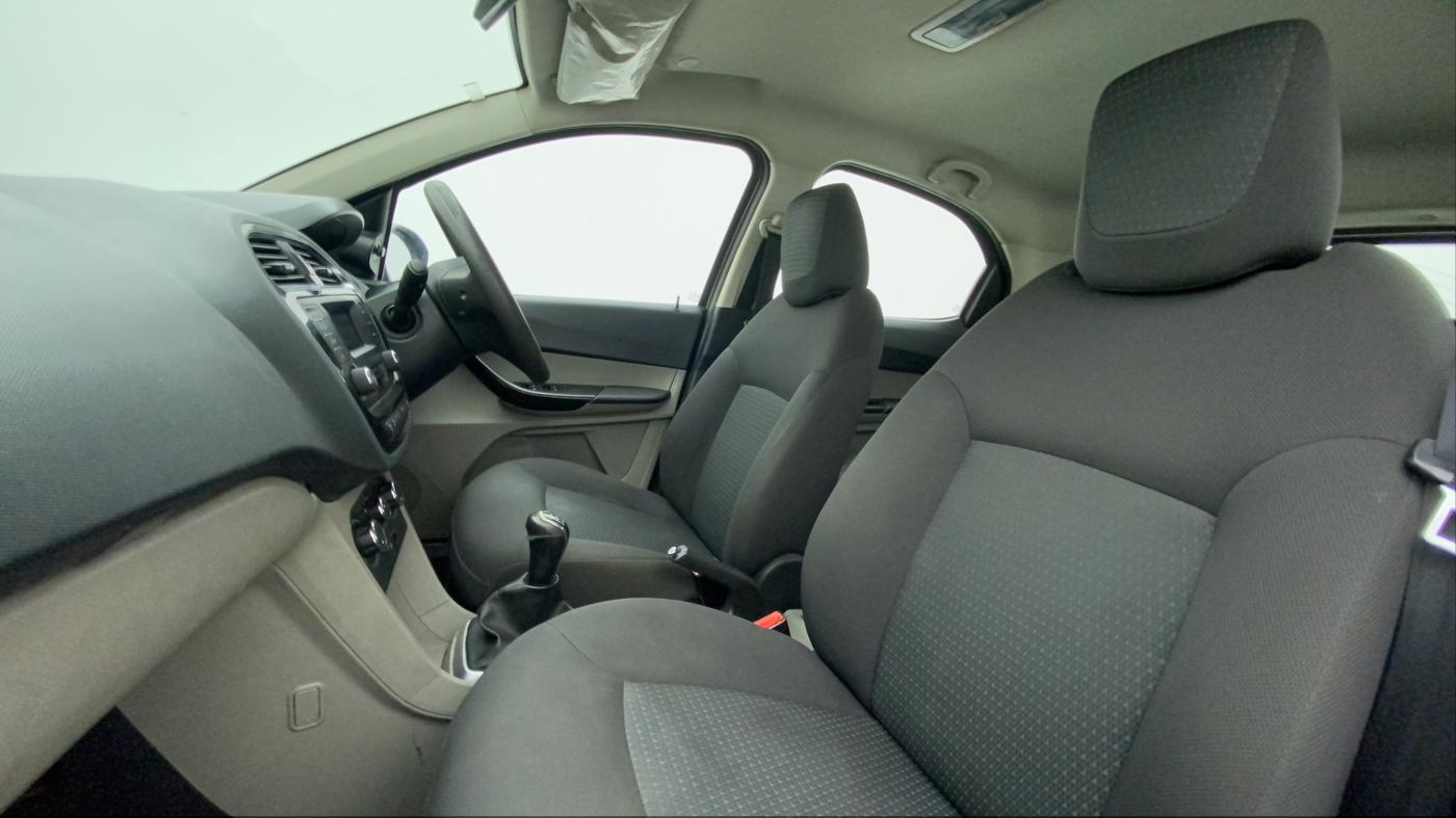 2016 Tata Tiago XZ PETROL, Petrol, Manual, 86,517 km, Right Side Front Door Cabin