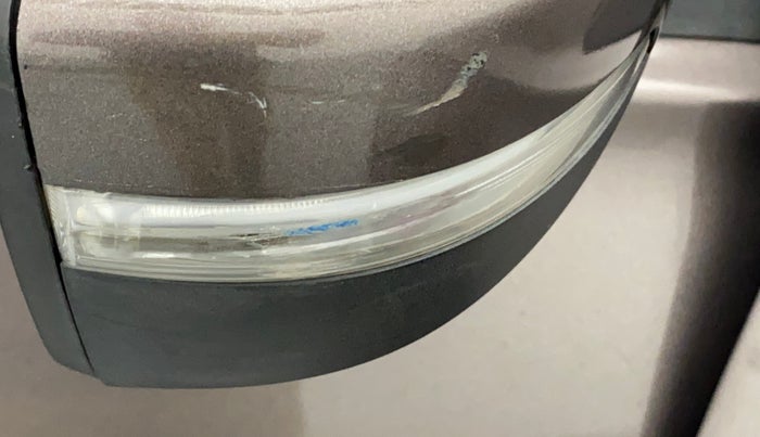 2016 Tata Tiago XZ PETROL, Petrol, Manual, 86,517 km, Right rear-view mirror - Indicator light not working