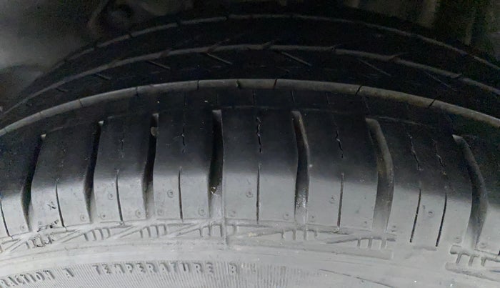 2016 Tata Tiago XZ PETROL, Petrol, Manual, 86,517 km, Left Rear Tyre Tread