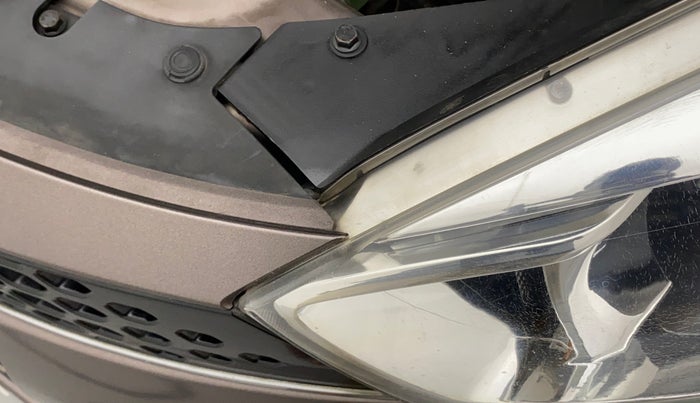 2016 Tata Tiago XZ PETROL, Petrol, Manual, 86,517 km, Left headlight - < 2 inches,no. = 2