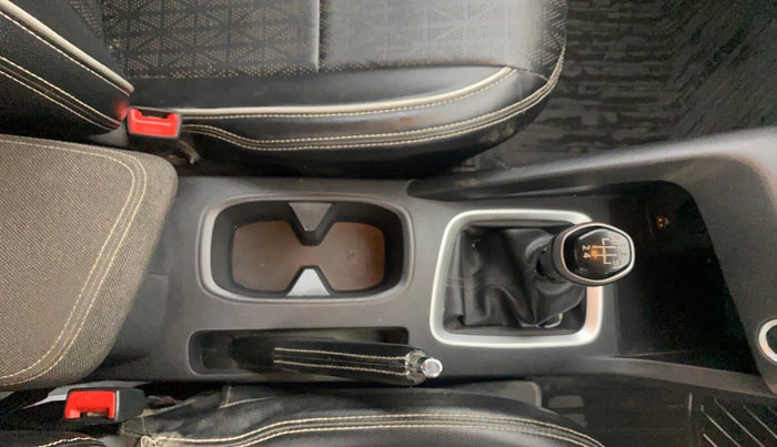 2021 Nissan MAGNITE XV PREMIUM, Petrol, Manual, 18,857 km, Gear Lever