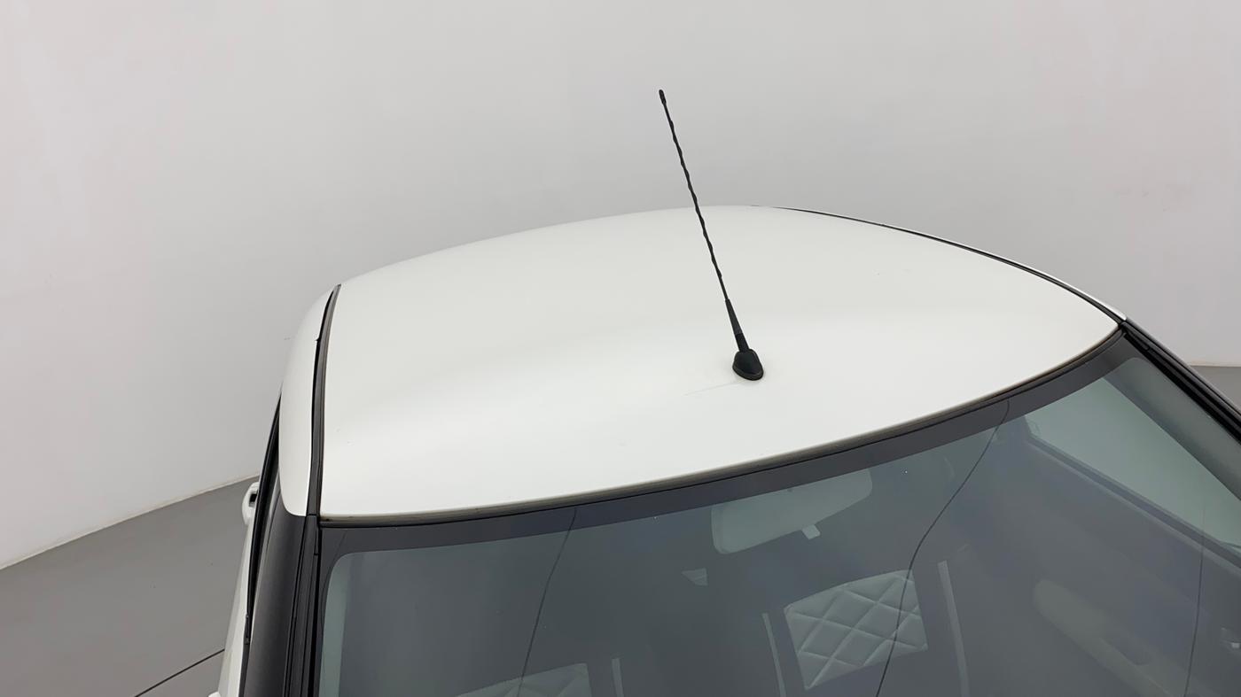 2012 Maruti Swift Dzire ZXI, CNG, Manual, 99,641 km, Roof