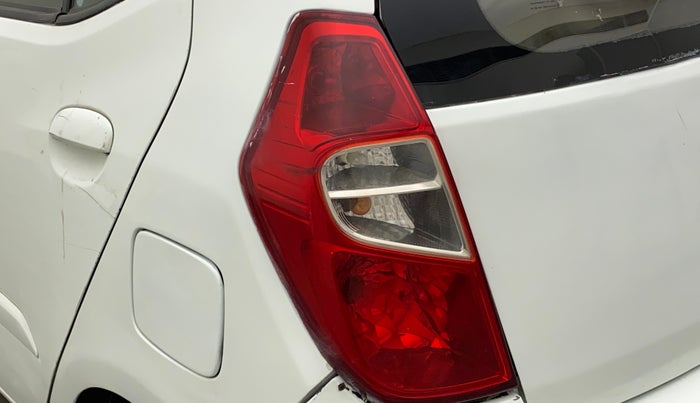 2012 Hyundai i10 SPORTZ 1.2, Petrol, Manual, 51,210 km, Left tail light - Minor scratches