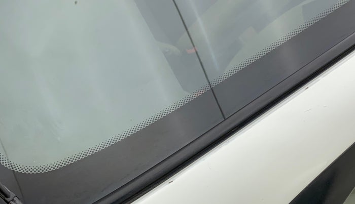 2012 Hyundai i10 SPORTZ 1.2, Petrol, Manual, 51,210 km, Left A pillar - Paint is slightly faded