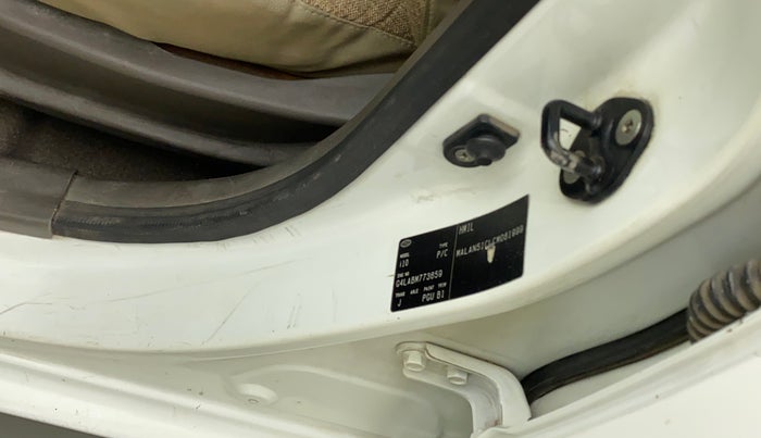 2012 Hyundai i10 SPORTZ 1.2, Petrol, Manual, 51,210 km, Left B pillar - Minor scratches