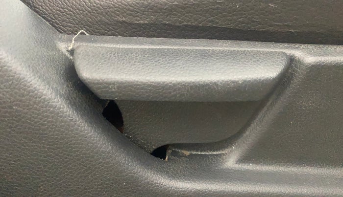 2014 Hyundai Eon MAGNA +, Petrol, Manual, 40,419 km, Driver Side Adjustment Panel