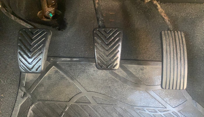 2014 Hyundai Eon MAGNA +, Petrol, Manual, 40,419 km, Pedals