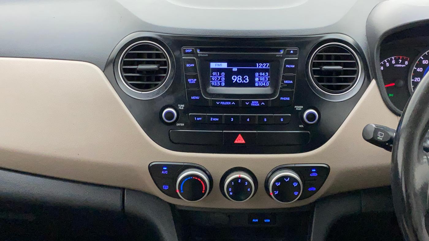 2014 Hyundai Grand i10 ASTA AT 1.2 KAPPA VTVT, Petrol, Automatic, 79,973 km, Air Conditioner