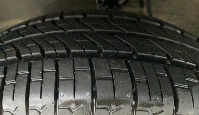 2018 Maruti Alto K10 VXI, Petrol, Manual, 36,526 km, Left Front Tyre Tread