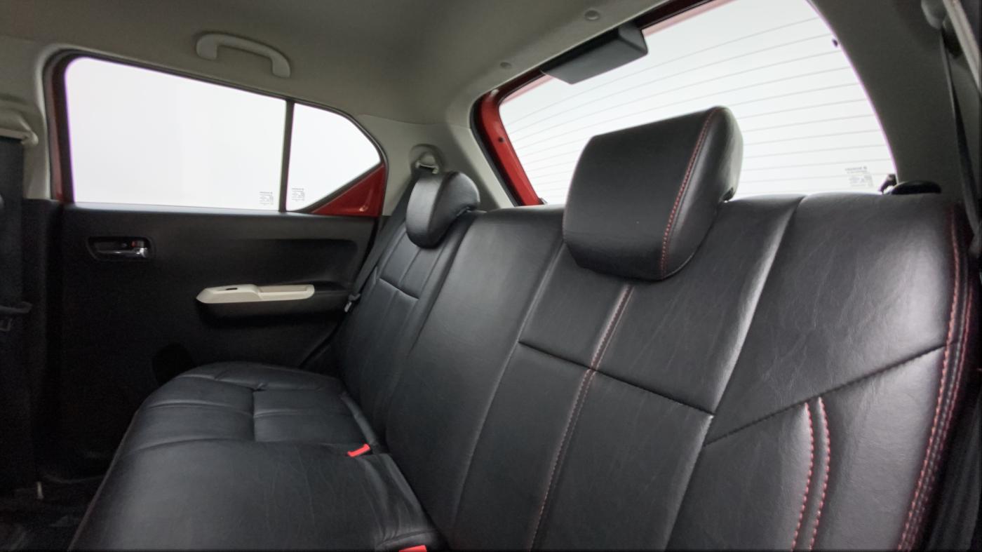 2017 Maruti IGNIS ZETA 1.3 AMT DUAL TONE, Diesel, Automatic, 81,408 km, Right Side Rear Door Cabin