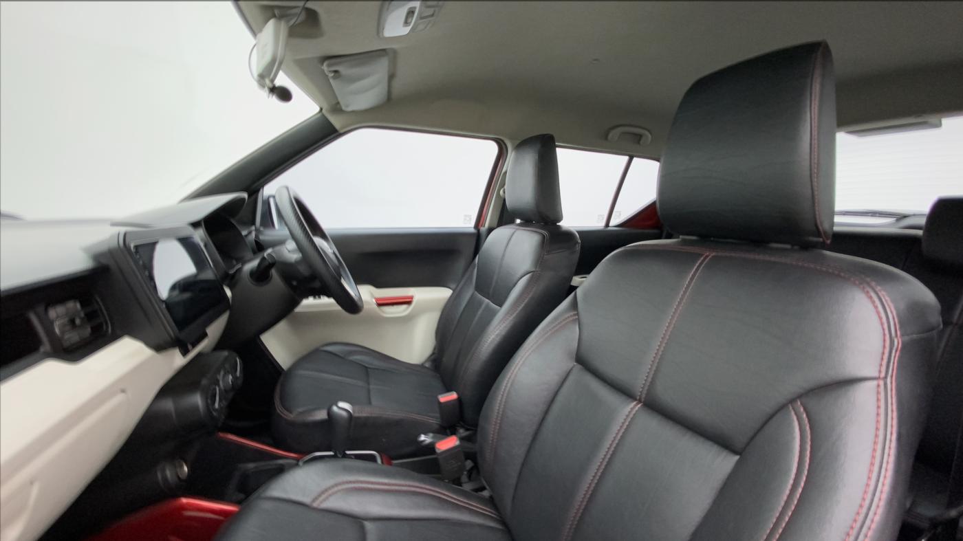 2017 Maruti IGNIS ZETA 1.3 AMT DUAL TONE, Diesel, Automatic, 81,408 km, Right Side Front Door Cabin