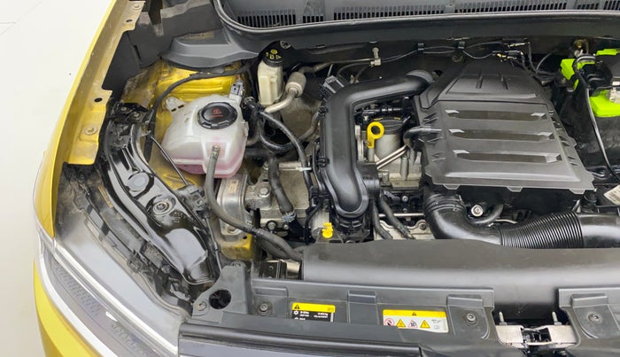 2021 Volkswagen TAIGUN TOPLINE 1.0 TSI AT, Petrol, Automatic, 41,708 km, Engine View - Right