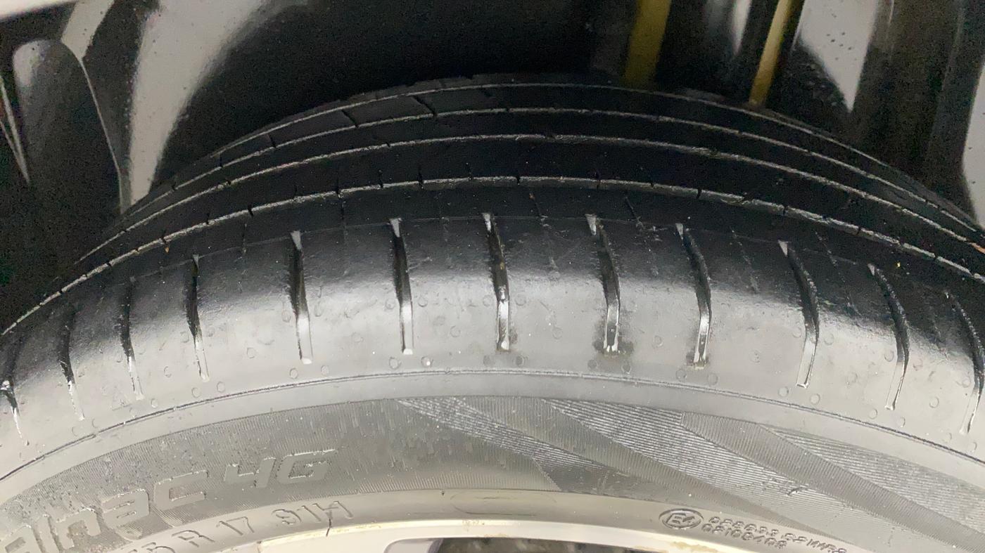2021 Volkswagen TAIGUN TOPLINE 1.0 TSI AT, Petrol, Automatic, 41,708 km, Left Rear Tyre Tread