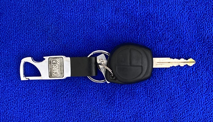 2018 Maruti Swift VDI AMT, Diesel, Automatic, 67,819 km, Key Close Up