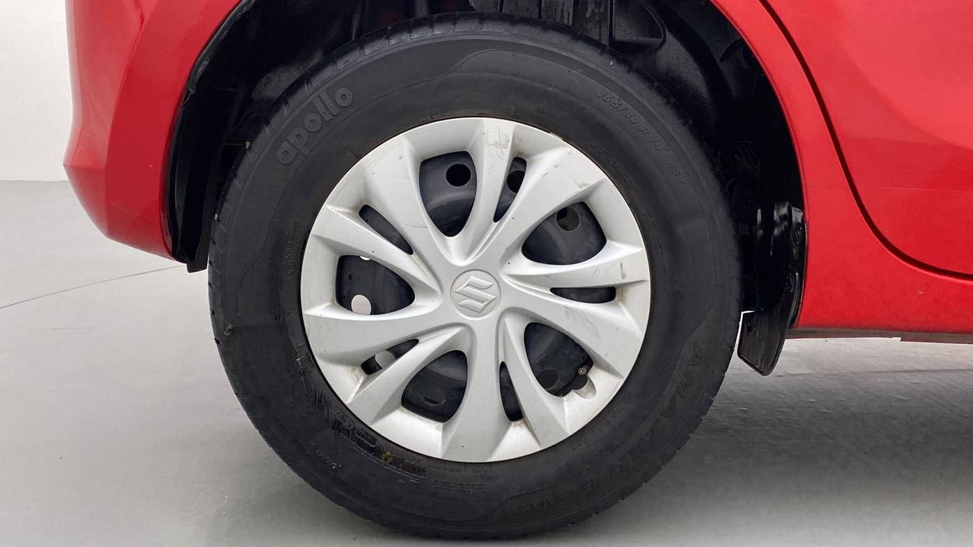 2018 Maruti Swift VDI AMT, Diesel, Automatic, 67,819 km, Right Rear Wheel