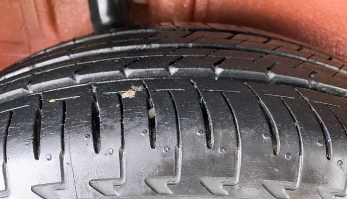 2017 Maruti IGNIS ZETA 1.2 K12, Petrol, Manual, 21,204 km, Right Rear Tyre Tread