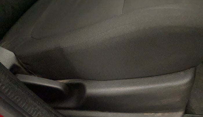2017 Renault Kwid RXT 0.8, Petrol, Manual, 15,314 km, Driver Side Adjustment Panel