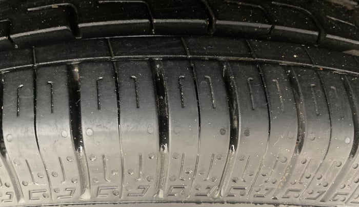 2019 Maruti Baleno DELTA PETROL 1.2, Petrol, Manual, 53,368 km, Right Front Tyre Tread