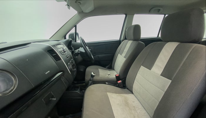 2013 Maruti Wagon R Stingray VXI, Petrol, Manual, 84,537 km, Right Side Front Door Cabin