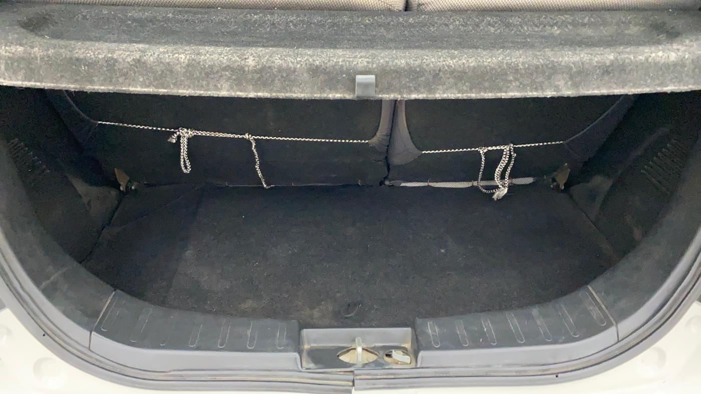 2013 Maruti Wagon R Stingray VXI, Petrol, Manual, 84,537 km, Boot Inside