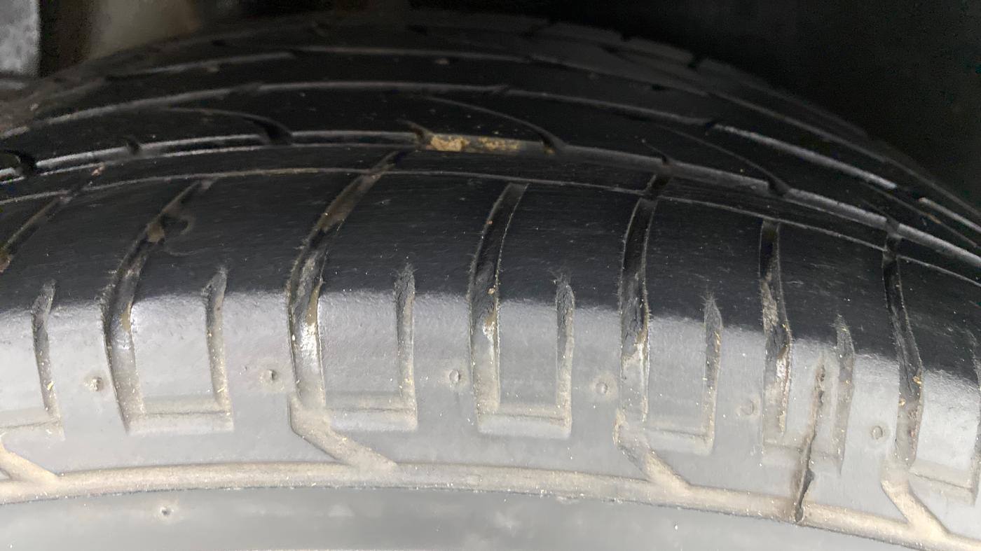 2018 Hyundai Creta 1.6 SX PLUS PETROL, Petrol, Manual, 31,594 km, Right Rear Tyre Tread