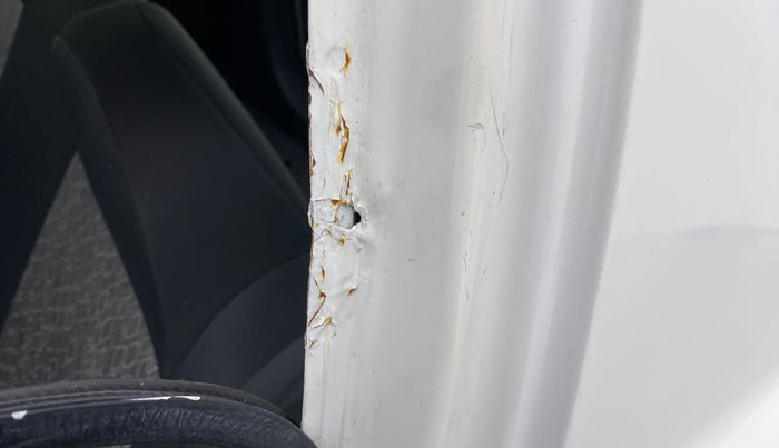 2018 Maruti Alto 800 LXI, Petrol, Manual, 18,733 km, Left C pillar - Pillar damaged/repaired