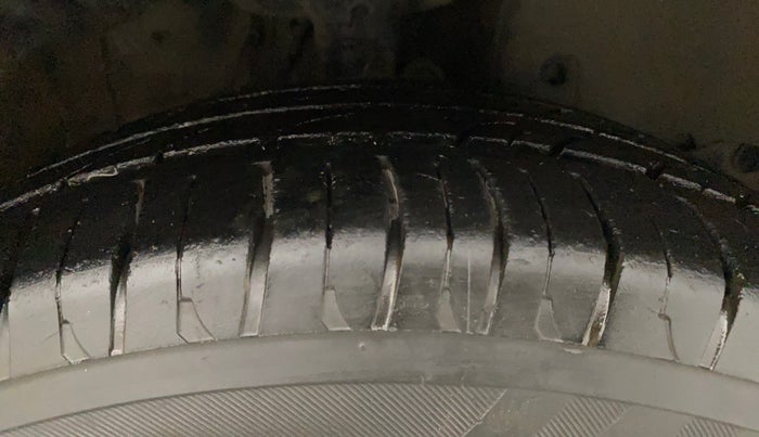 2016 Honda City 1.5L I-VTEC VX CVT, Petrol, Automatic, 55,983 km, Right Front Tyre Tread