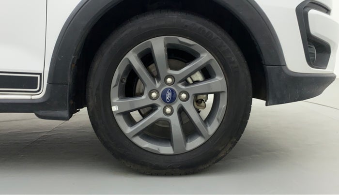 2020 Ford FREESTYLE TITANIUM 1.2 TI-VCT MT, Petrol, Manual, 16,546 km, Right Front Wheel