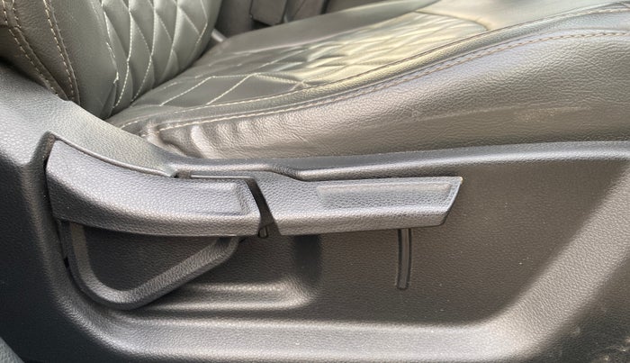 2020 KIA SELTOS HTK 1.5 PETROL, Petrol, Manual, 51,499 km, Driver Side Adjustment Panel