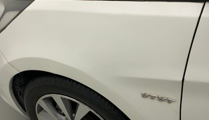 2014 Hyundai Verna FLUIDIC 1.6 VTVT SX AT, Petrol, Automatic, 43,677 km, Left fender - Slightly dented