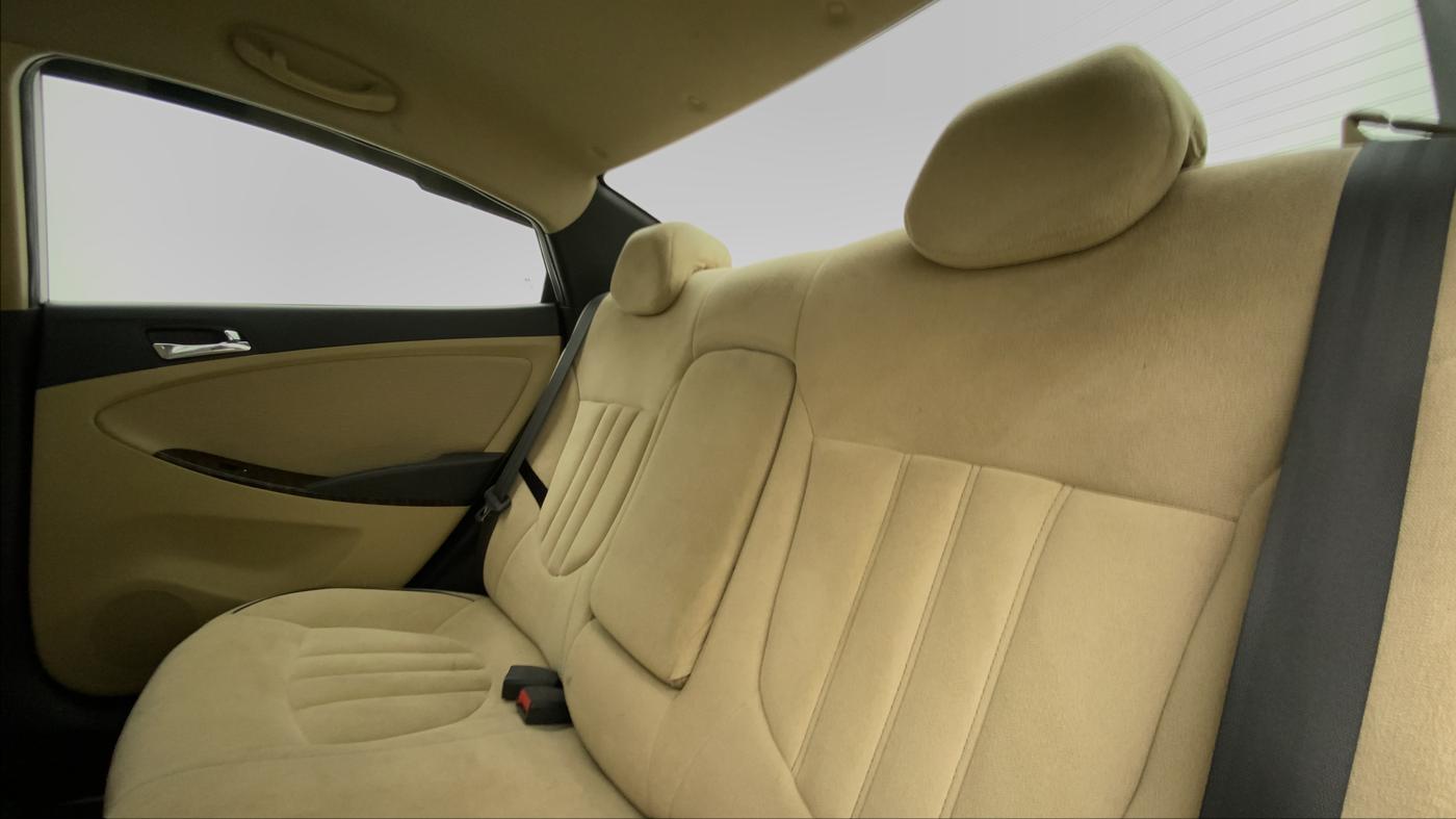 2014 Hyundai Verna FLUIDIC 1.6 VTVT SX AT, Petrol, Automatic, 43,677 km, Right Side Rear Door Cabin