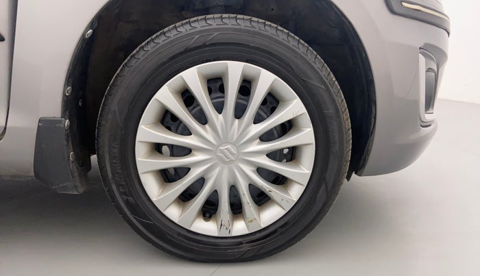 2015 Maruti Swift VXI D, Petrol, Manual, 53,522 km, Right Front Wheel