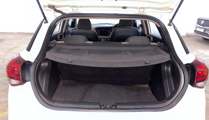 2019 Hyundai Elite i20 SPORTZ PLUS 1.2, Petrol, Manual, 54,982 km, Boot Inside