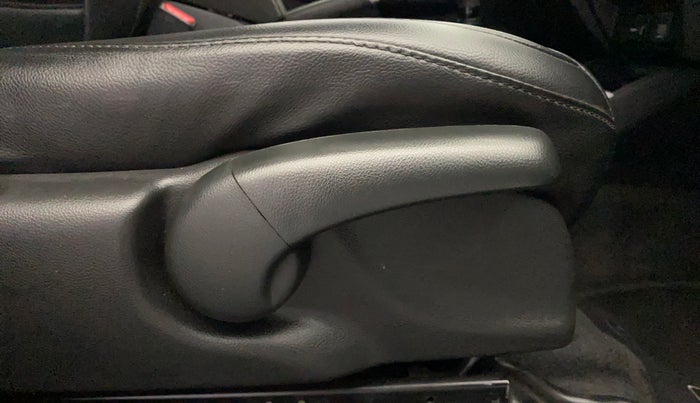 2018 Honda WR-V 1.2L I-VTEC VX MT, Petrol, Manual, 54,446 km, Driver Side Adjustment Panel