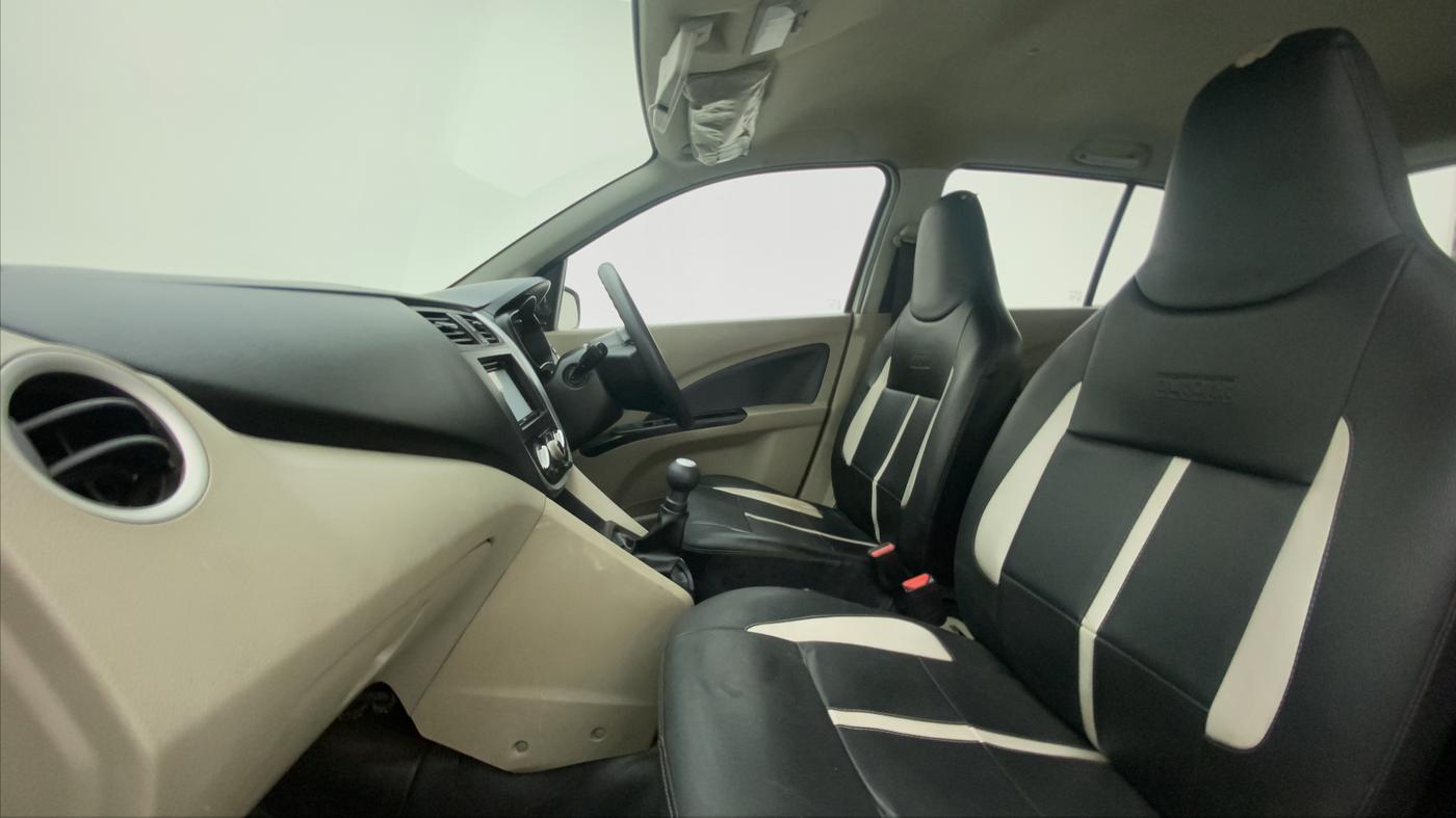 2015 Maruti Celerio VXI CNG, CNG, Manual, 83,562 km, Right Side Front Door Cabin
